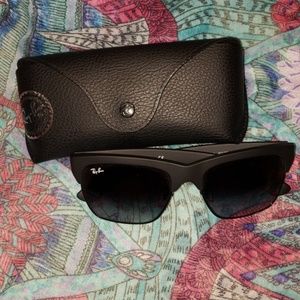 Matte Black Ray Ban Clubmaster Sunglasses